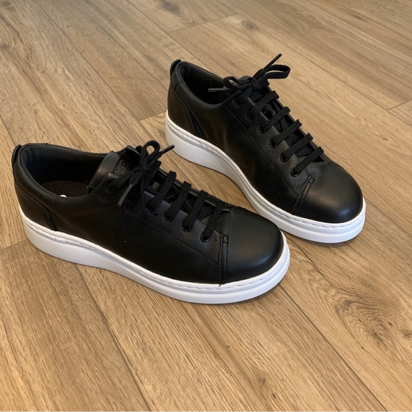 Camper black leather sneaker, size 38 (7.5 / 8) - Picture 5 of 14